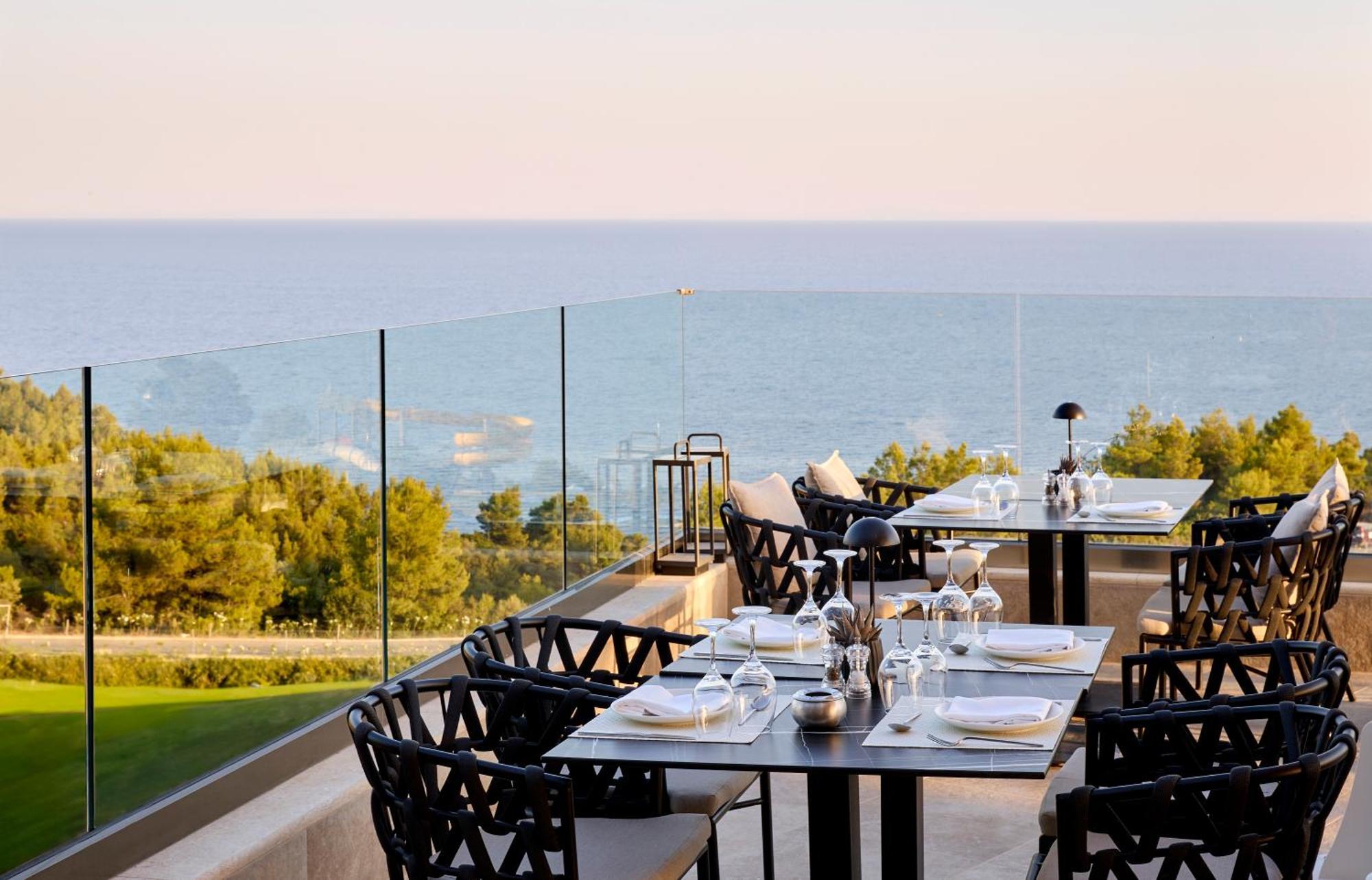 Ajul Luxury Hotel & Spa Resort, A Registry Collection Hotel Ayía Paraskeví Exterior foto